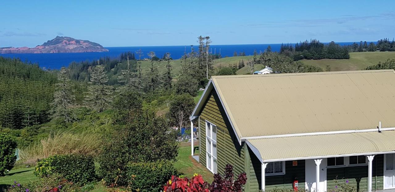 Готель Seaview Norfolk Island Бернт-Пайн Екстер'єр фото
